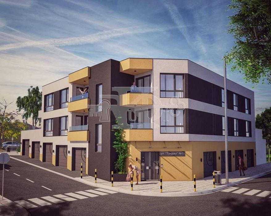 Продава се Тристаен апартамент в Добрич, Център - 85 кв.м за 936 €/кв.м - Снимка #2