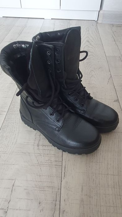 Берцы новые 39р.