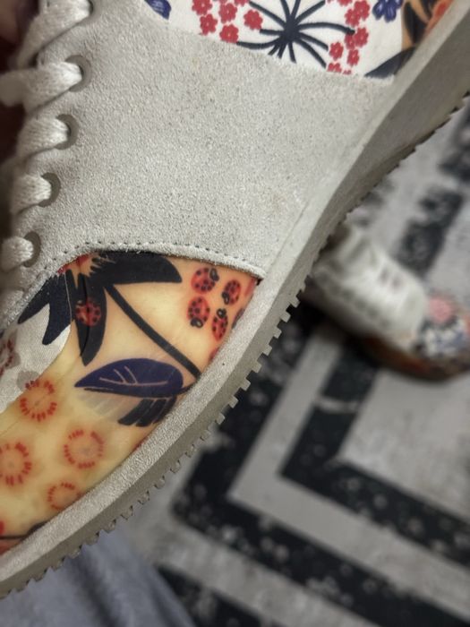 Продам крассовки Tommy Hilfiger