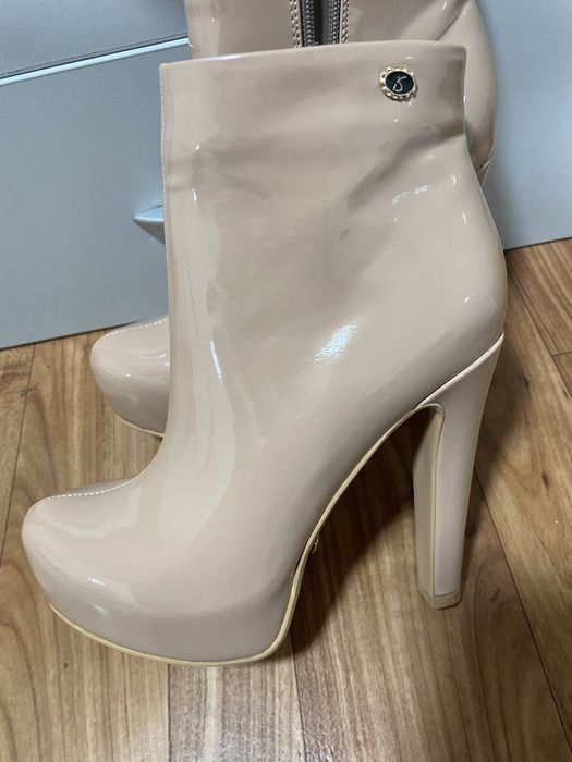 Осенний женский обувь