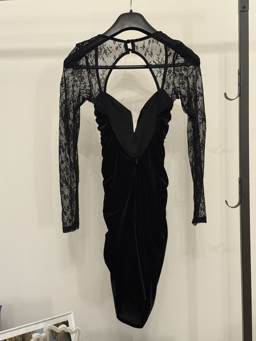 Rochie neagra de catifea