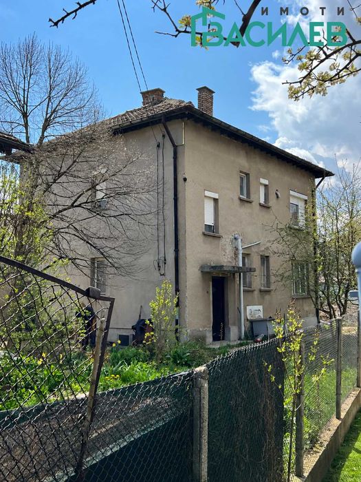 Продава се Къща в Перник, Църква - 270 кв.м за 1038 €/кв.м - Снимка #10