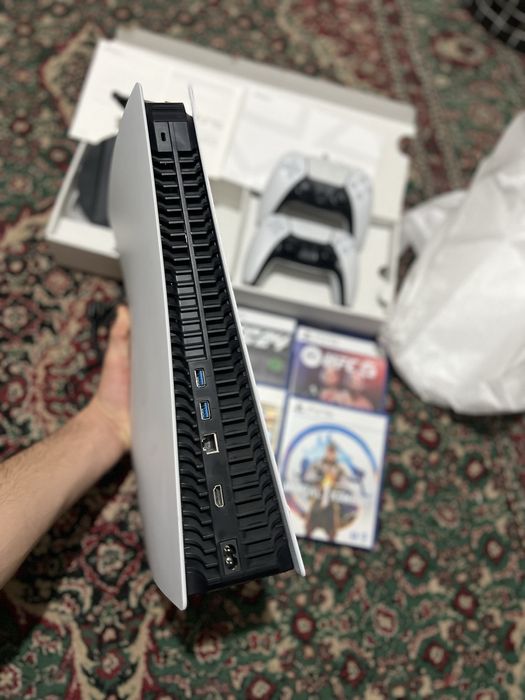 Продам Плестейшин 5 PlayStation PS5 825GB