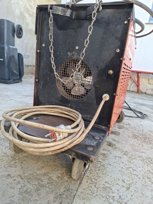 Aparat sudura Mig Mag cu fir la 220v