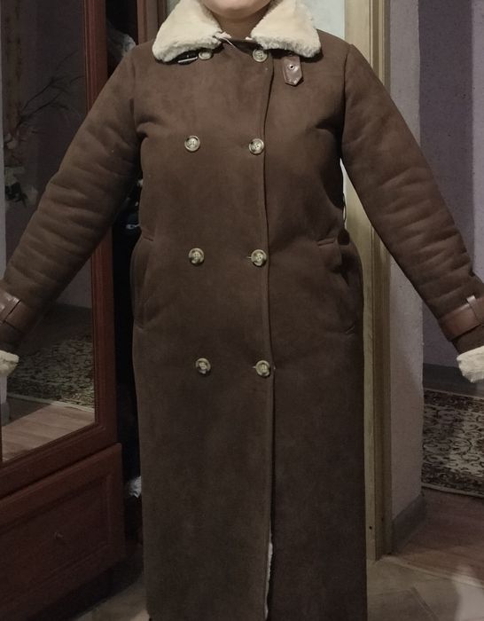 Продам дубленку размер стандарт  44-46 (48)