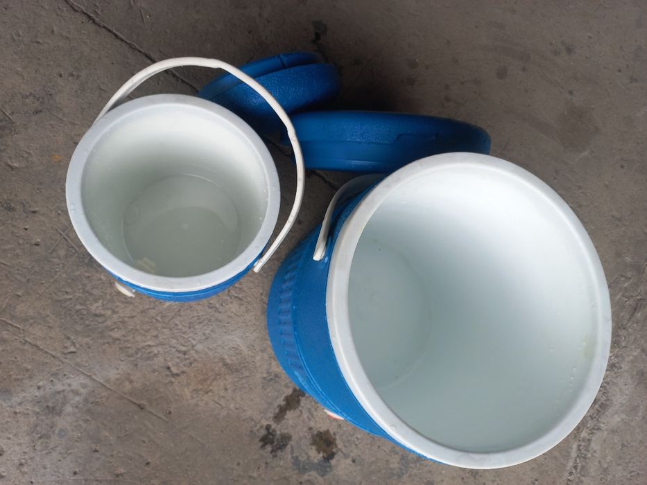 Термос пластиковыей