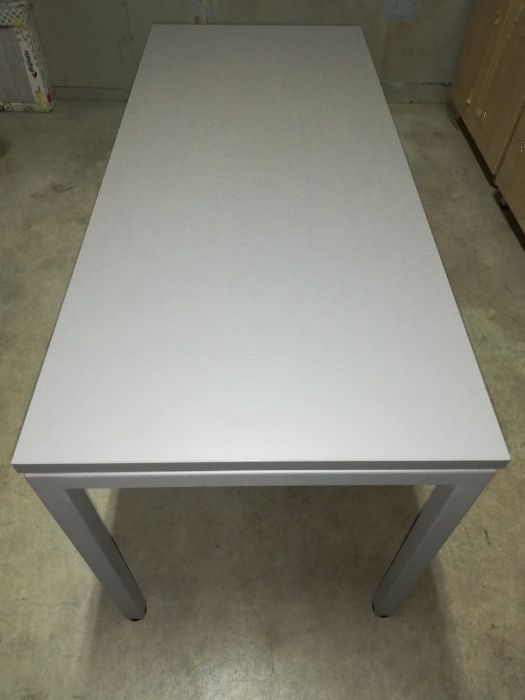 Бюро с контейнер 350Евро