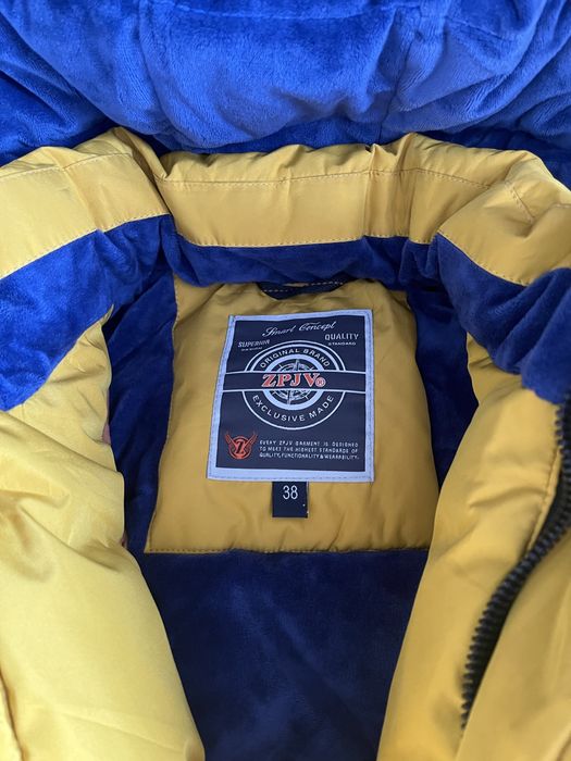 Продам куртку на мальчика