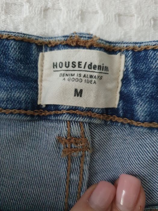 Pantaloni scurti blugi, talie inalta, marime M