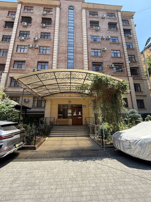 Сотилади Продаётся Квартира Габус 178м2 5 ком//1 этаж Мирабад Чехова