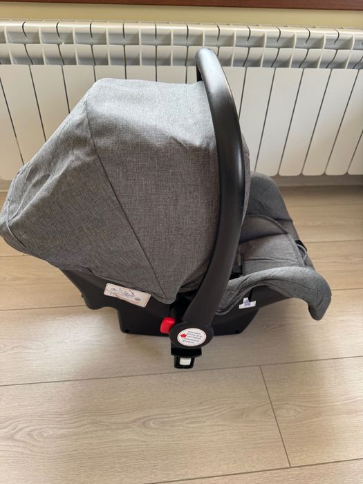 Кошче за кола Moni