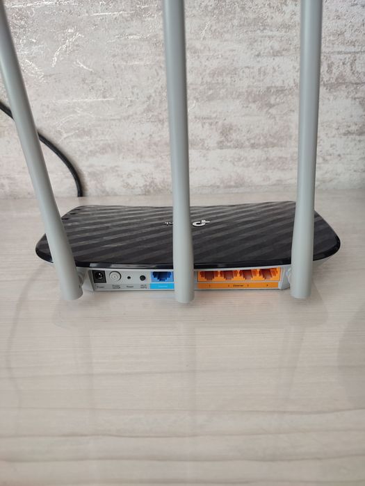 Продам роутер  в хорошем состоянии