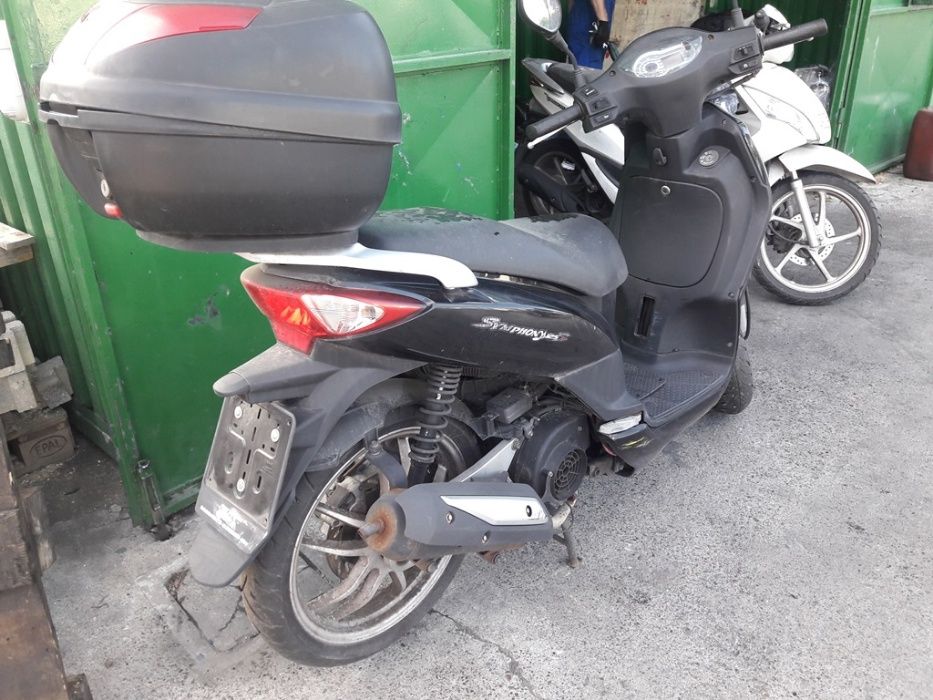Мотоциклет,скутер Сим-фони Ср( Sym-phony SR)-50 RR --125-на части