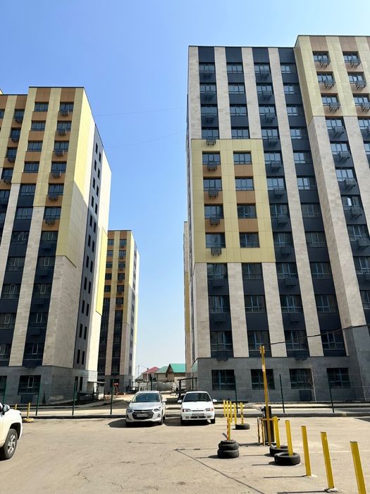 Жк Алтын ай продается кв. 9 блок. 38.4 кв м. Алатауский район  дарабоз