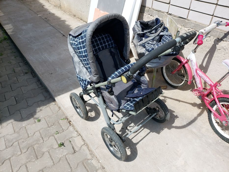 Продам коляску срочно