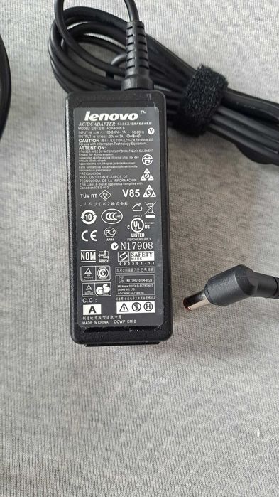 Зарядно за лаптоп Lenovo