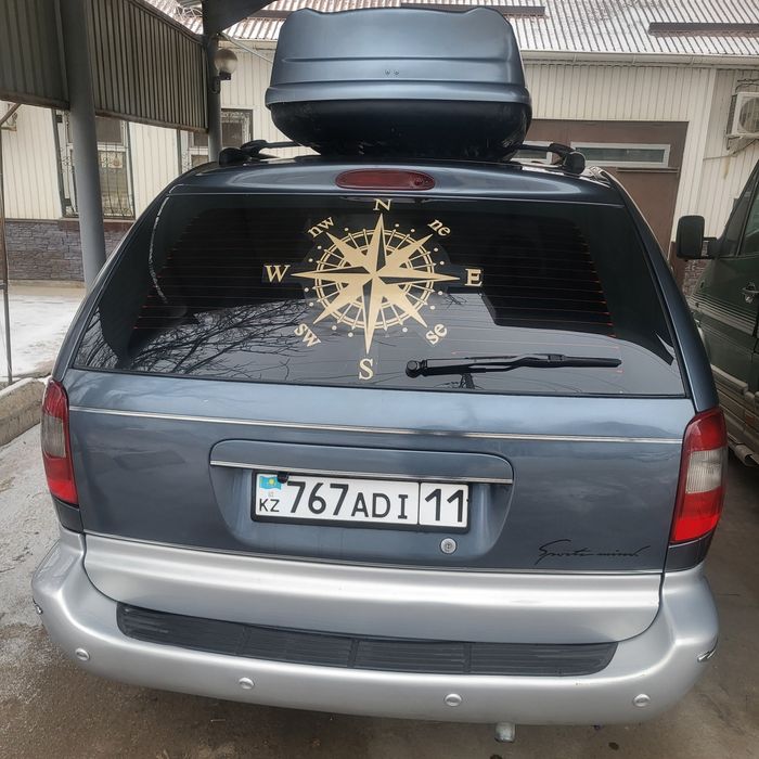 Крайслер Вояджер