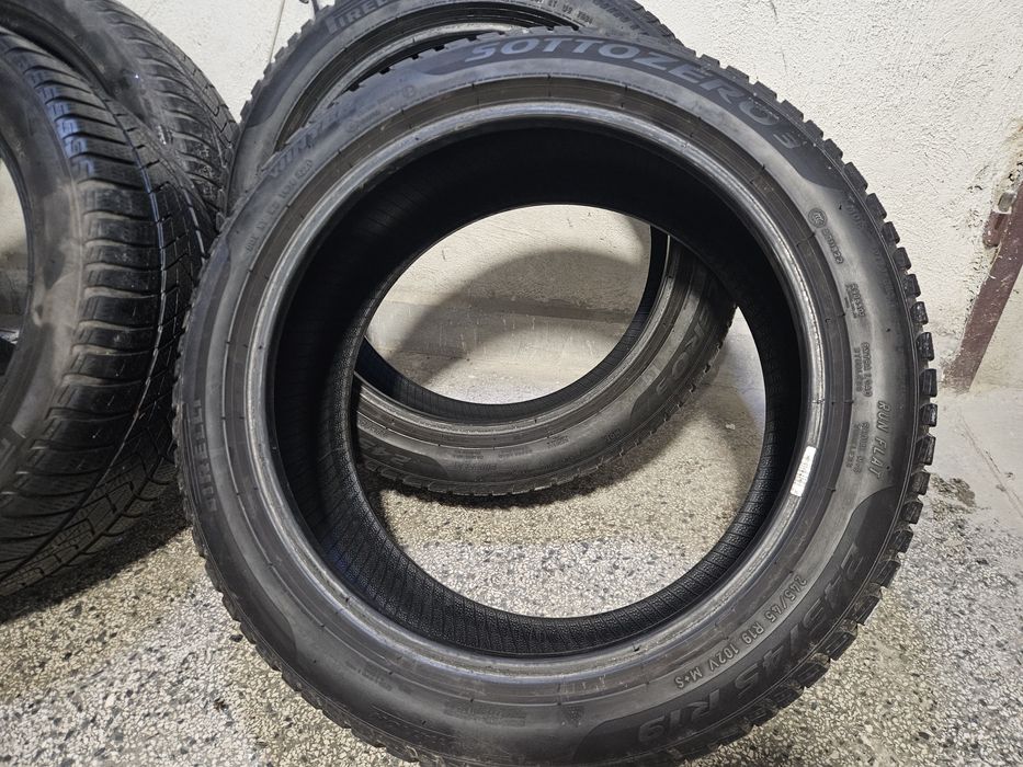 Зимни гуми 245 45 19 Pirelli Sottozero 3 MOE RunFlat
