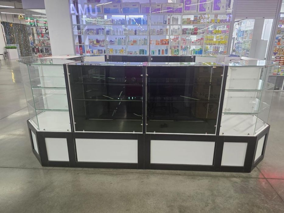 Островок витрина для ТРЦ