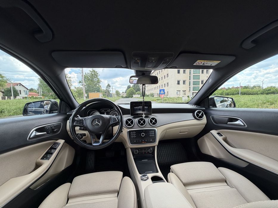 Mercedes GLA 180