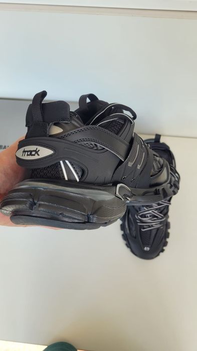 Balenciaga Track Black