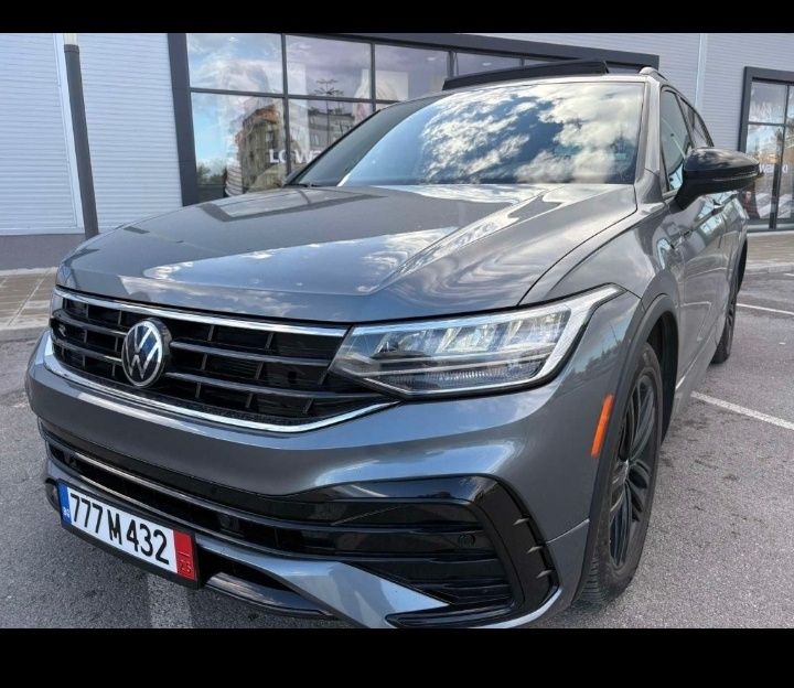Volkswagen Tiguan Allspace R-Line2.0 TSI–4x4 | ПАНОРАМА | ТОП СЪСТОЯНИ