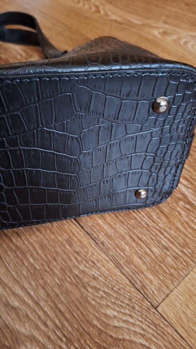 Елегантна дамска чанта