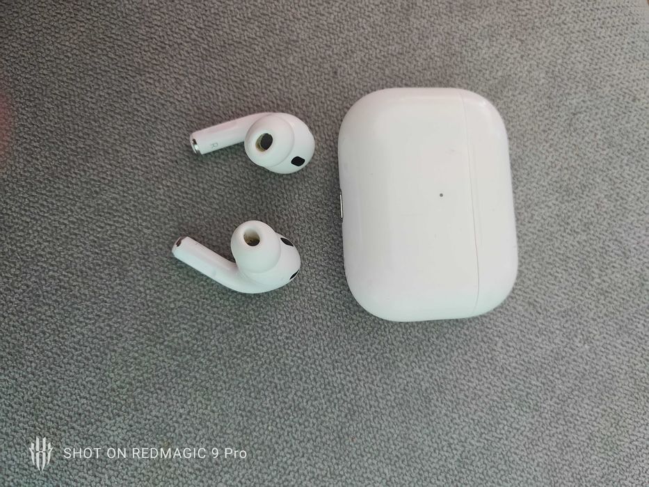 Слушалки Apple Airpods Pro