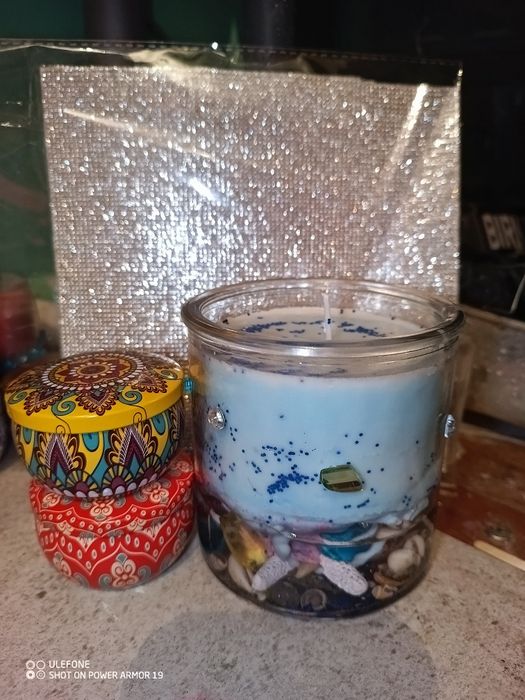 Lumânări decorative parfumate și neparfumate