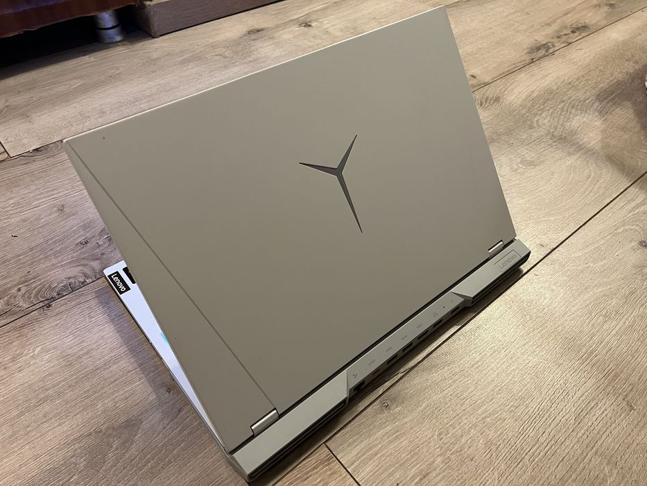 Laptop Gaming Lenovo Legion 5 PRO Ryzen 7 5800 RTX 3070 165Hz WQHD 16gb 1TB SSD White
