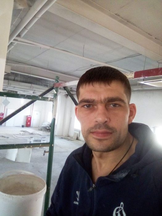 Услуги по Ремонту квартир , комнат.