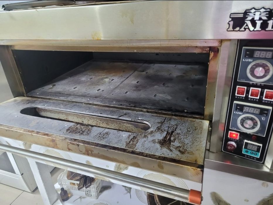 Духовой шкаф для пиццы, хлеба