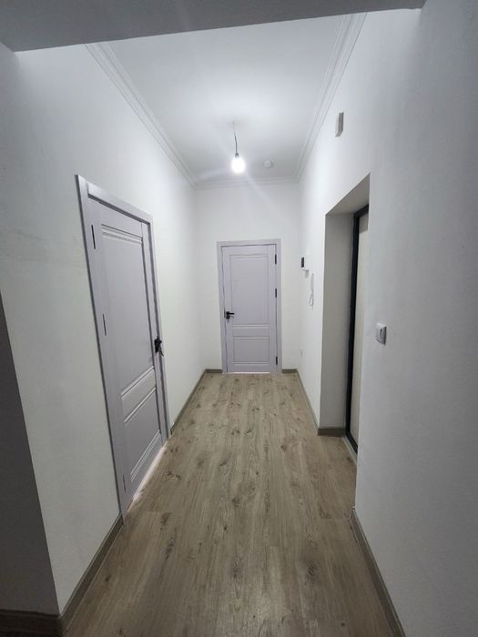 Аренда квартиры Урикзор резиденс 2/5/16 пустая