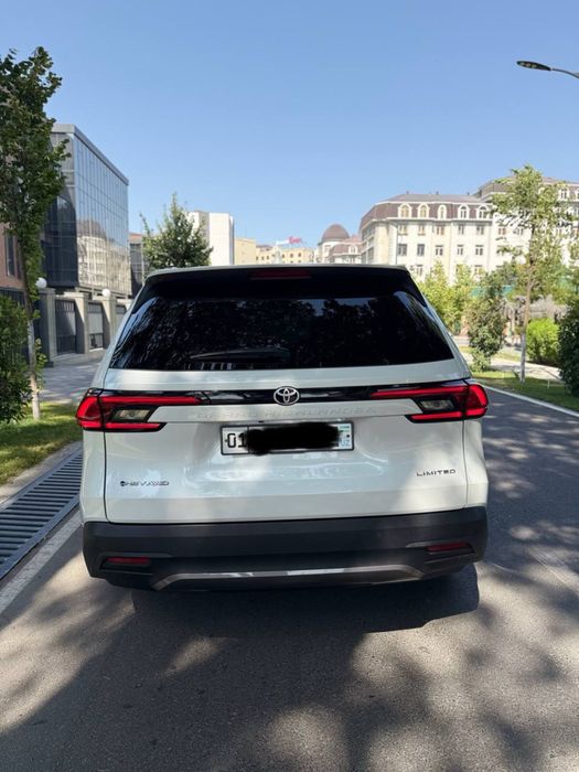 Toyota Grand Highlader (USA)