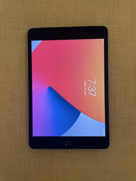 Ipad A1550 + sim 7”