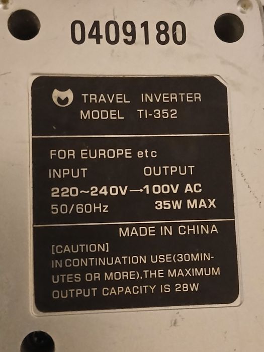 Adaptor de curent alternativ 220-110 volti,max.35 W