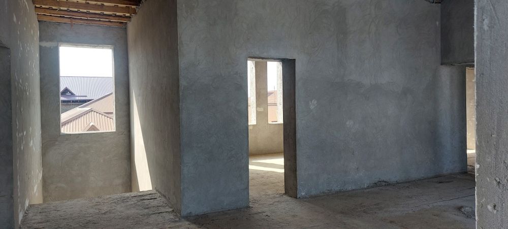 4 sotixli haytek fason uy sotiladi