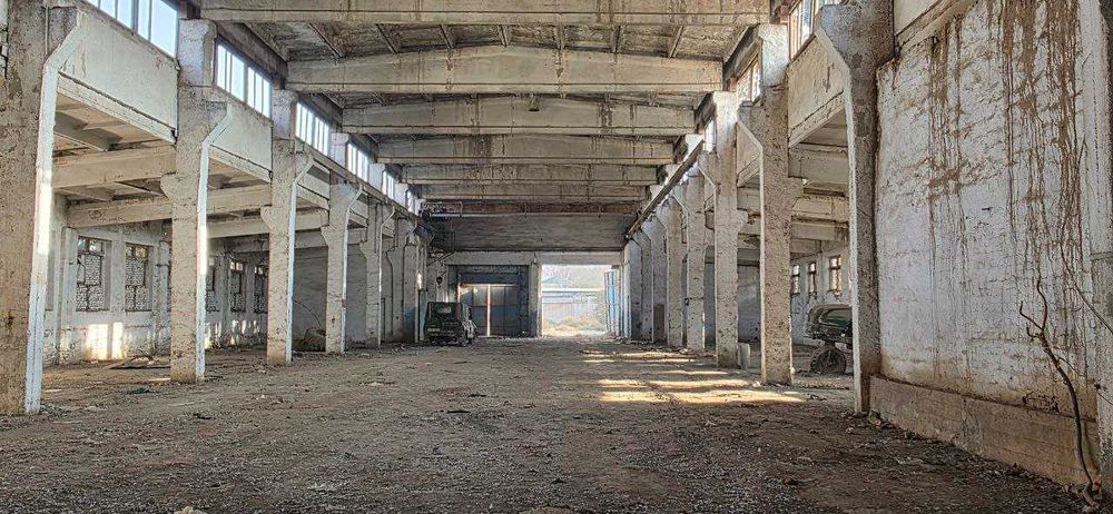 Noturar joy sotiladi