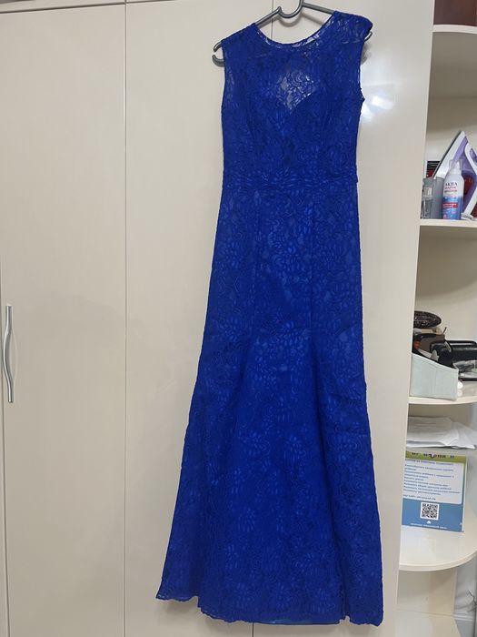 Платье вечернее