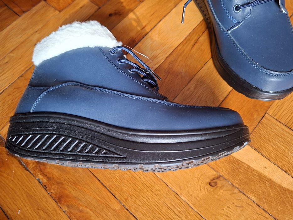 Зимни топли боти