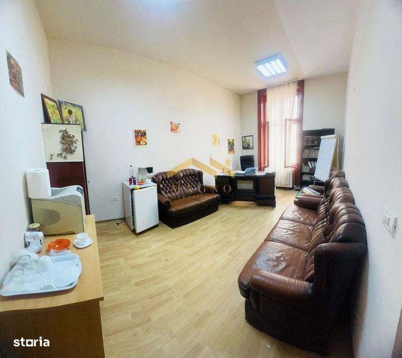 Apartament (pretabil pentru Birou ,Cabinet etc.) de vanzare in centru — fotografia 3