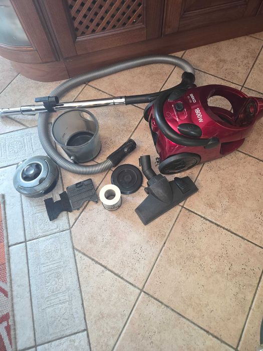 Прахосмукачка Beko BKS 1280  1800w