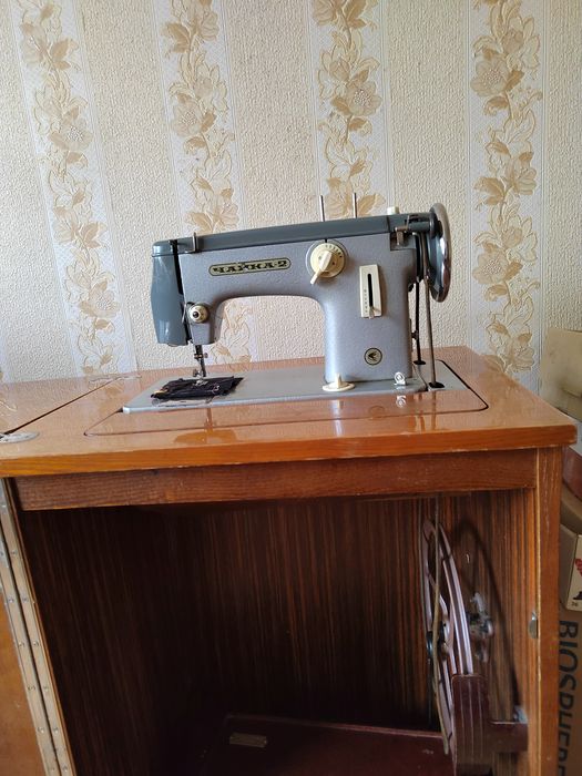 Швейная машинка ,, Чайка,,