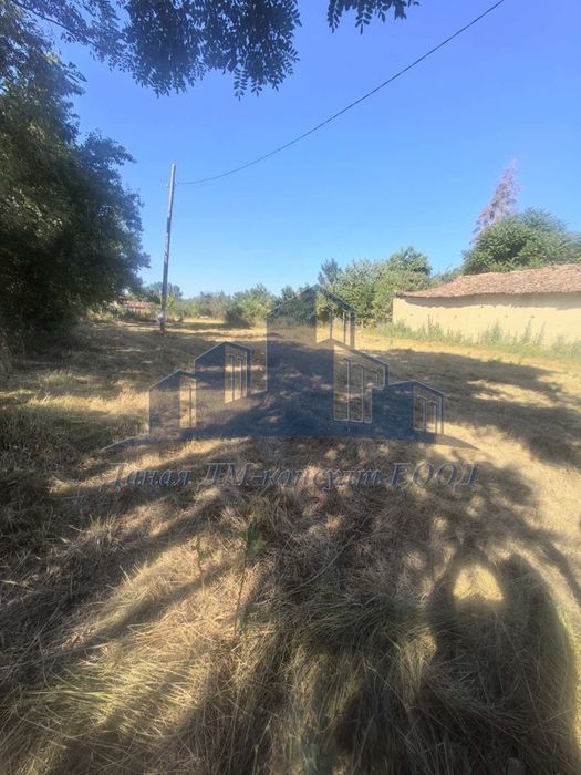 Продава се Парцел в с. Златар, Област Шумен - 1900 кв.м за 7 €/кв.м - Снимка #2