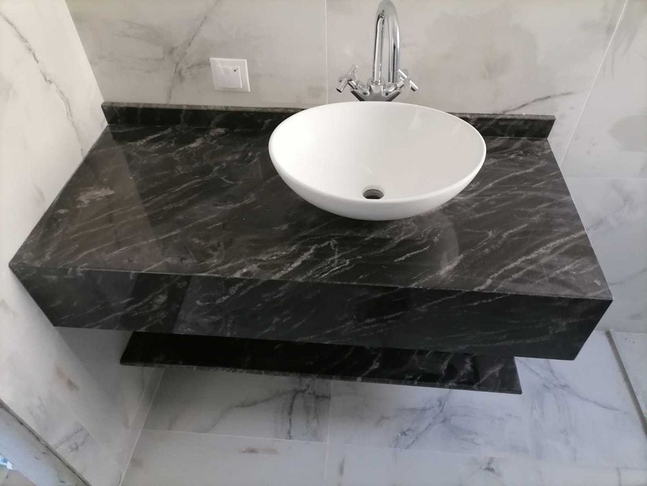 Blaturi de baie din quart compozit si piatra naturala