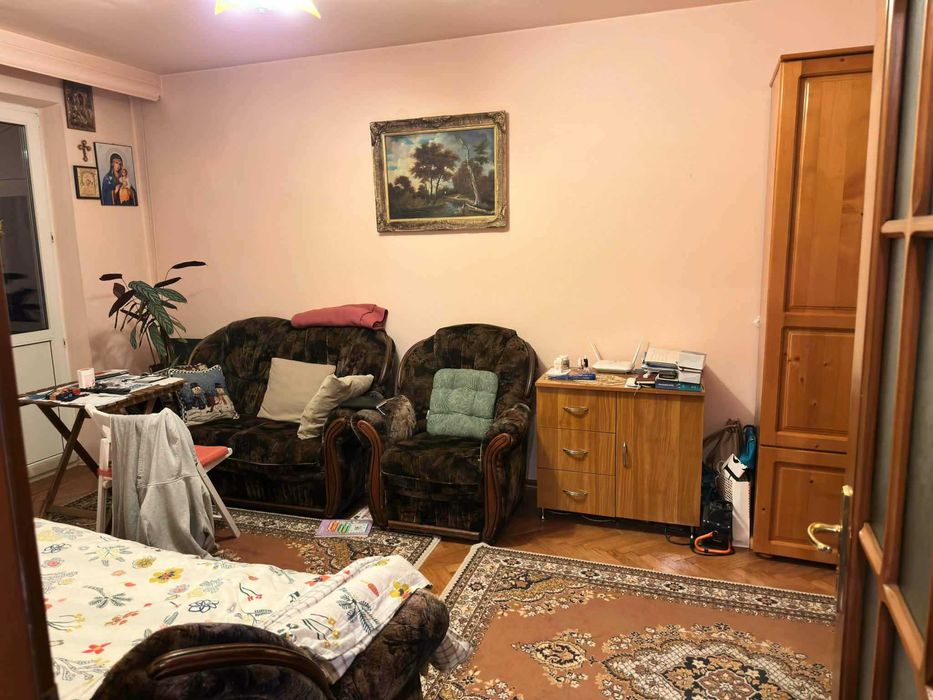 Vand apartament 2 camere 50mp + mansarda Campulung Muscel