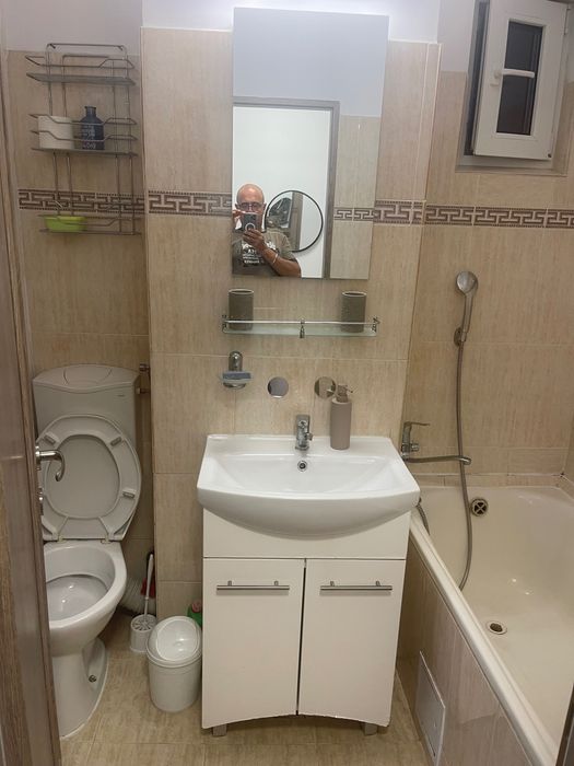 Închiriez apartament două camere în regim hotelier