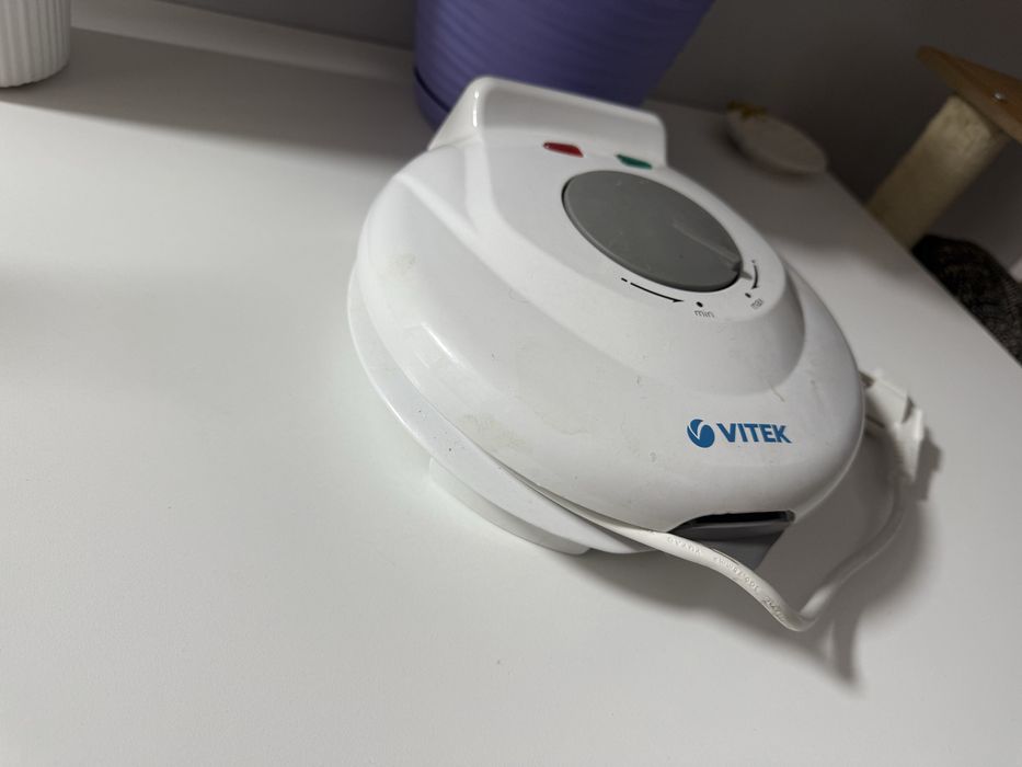 Вафельница vitek