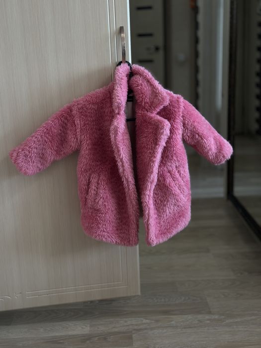 Продам детские куртки