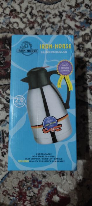 Термос 2 литра .